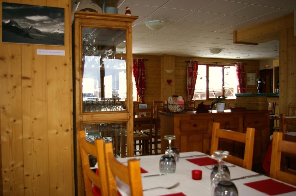 Hotel Restaurant L'Outa Termignon Exterior foto